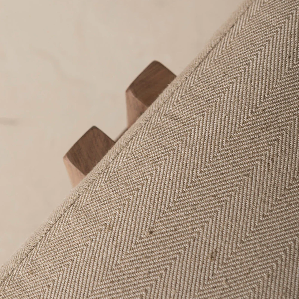 Scandinavian Elegance Bench (7)