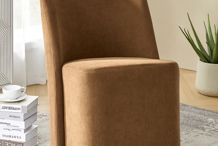 aria dining chair with curved backrest and upholstered seat