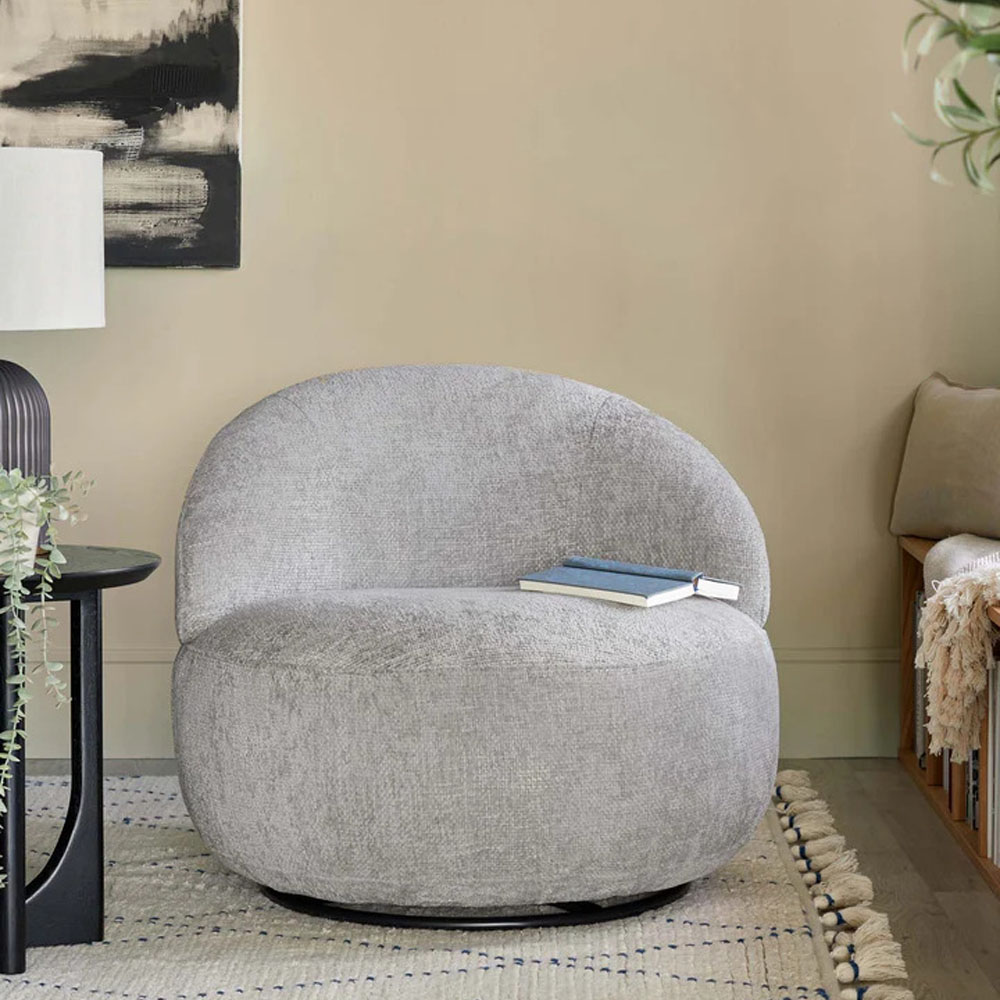 DaphneLGFabricChair (2)