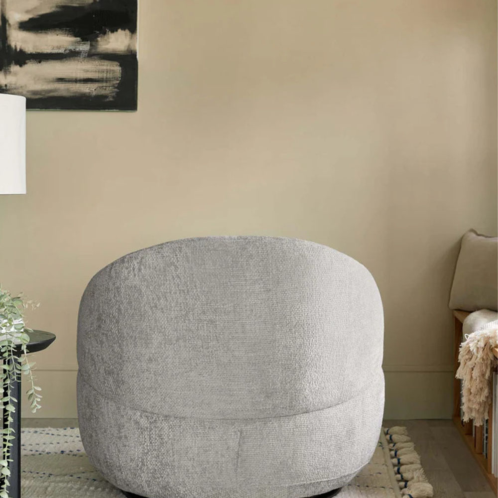 DaphneLGFabricChair (4)