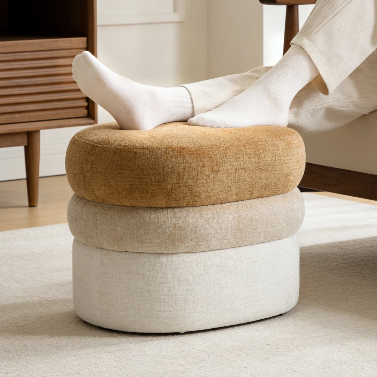 Layered Chenille Ombre Ottoman (14)
