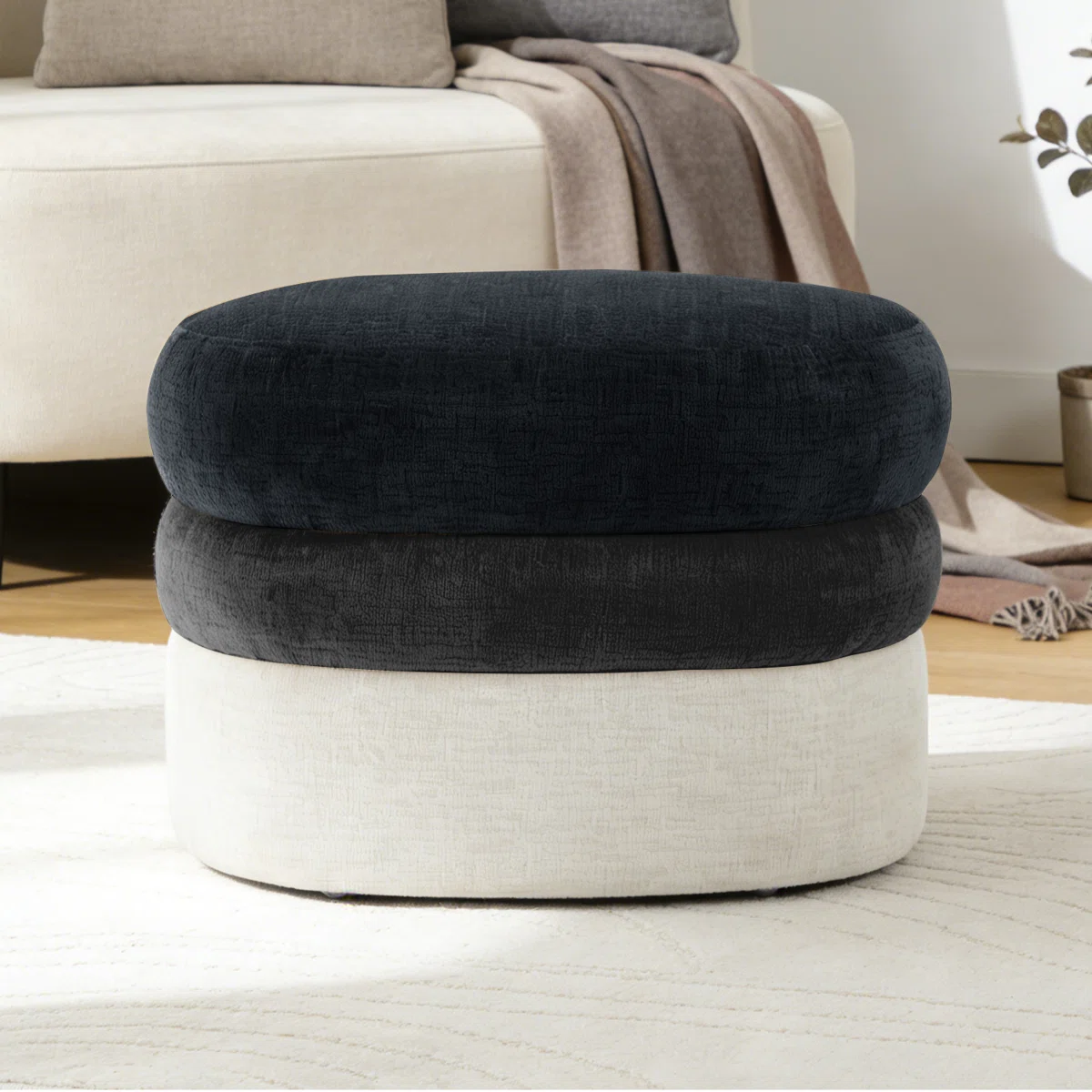 Layered Chenille Ombre Ottoman (6)
